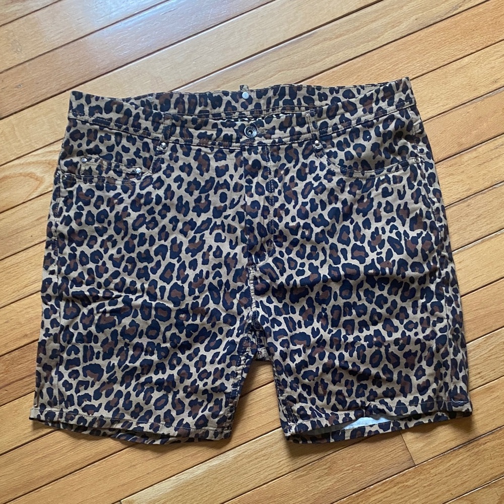Zara Brown Leopard Print Shorts